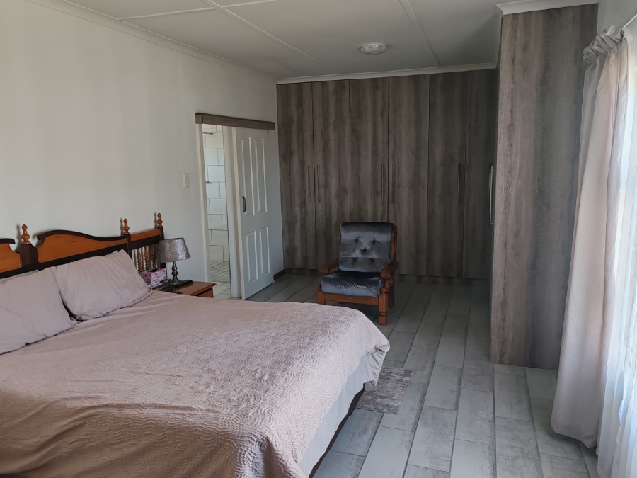 3 Bedroom Property for Sale in Windsor Park Eastern Cape